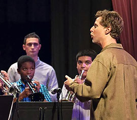 Andy Ostwald teaching young jazz students